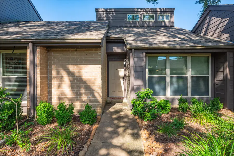 16530 Space Center Boulevard, Houston, TX 77058 - #2