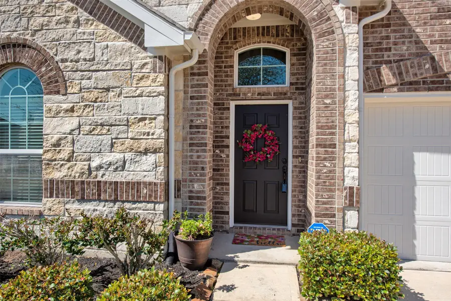 405 W Bend Drive, League City, TX 77573 - #2