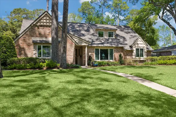 12206 Perthshire Road, Houston, TX 77024