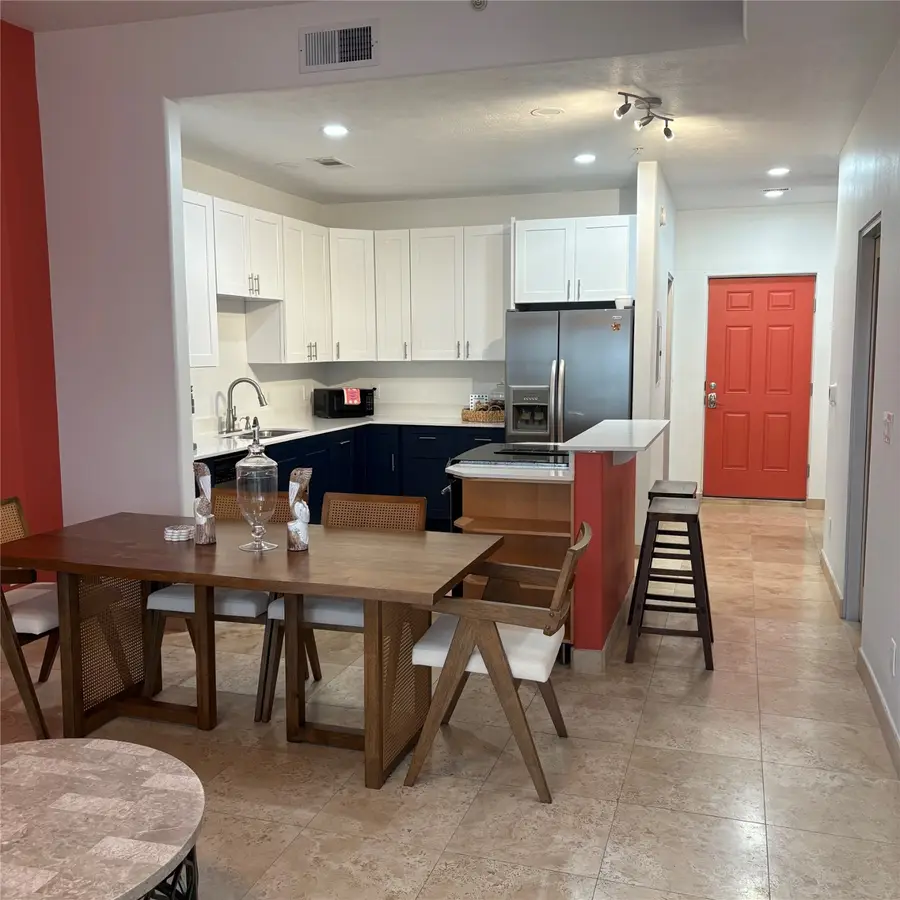 9420 Seawall Boulevard #605, Galveston, TX 77554 - Image #3