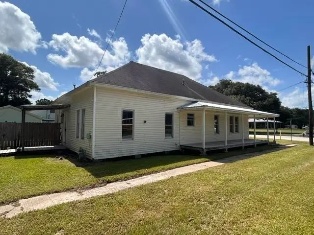 590 W Cora Lee Street, Sour Lake, TX 77659 - #3