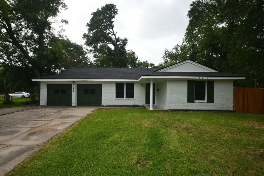 4711 Illinois Street, Dickinson, TX 77539 - #2