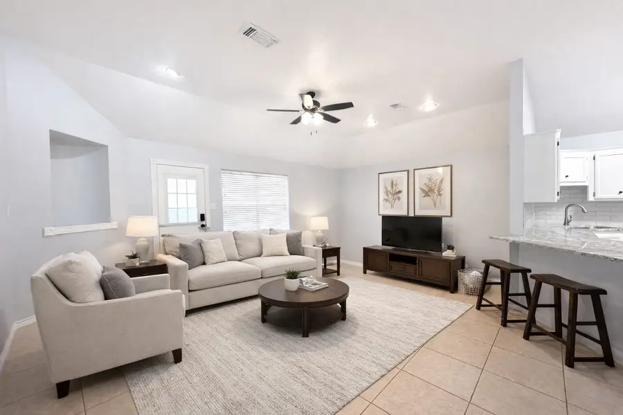 305 Scenic Brook Street, Brenham, TX 77833 - #3