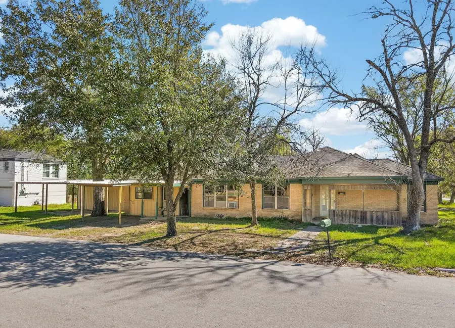 600 E William J Bryan Parkway, Bryan, TX 77803 - #2