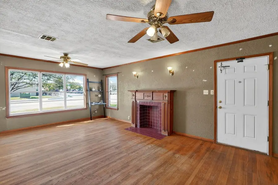 600 E William J Bryan Parkway, Bryan, TX 77803 - #3