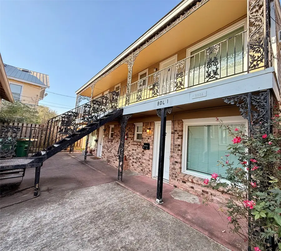 808 W Main Street #5, Houston, TX 77006 - Image #2