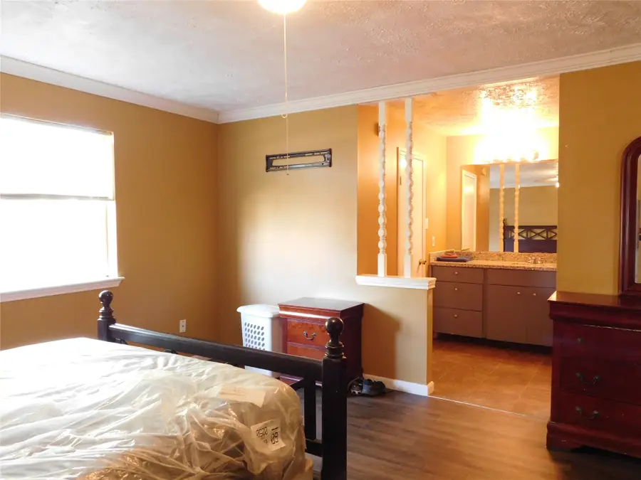 8215 Quail Hills Drive, Stafford Missouri City, TX 77489 - #2