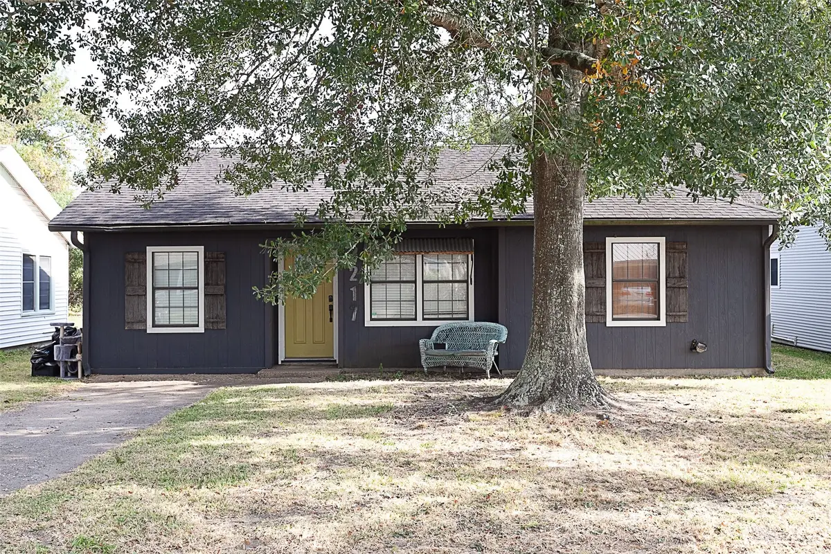 2217 2nd Street, Port Neches, TX 77651 - Image #1