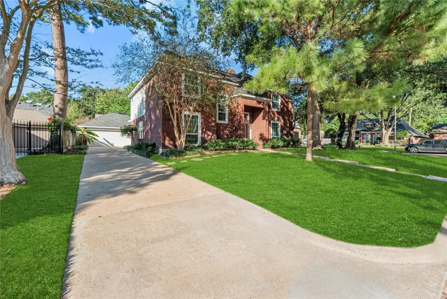 12502 Pavilion Court, Tomball, TX 77377 - Image #2