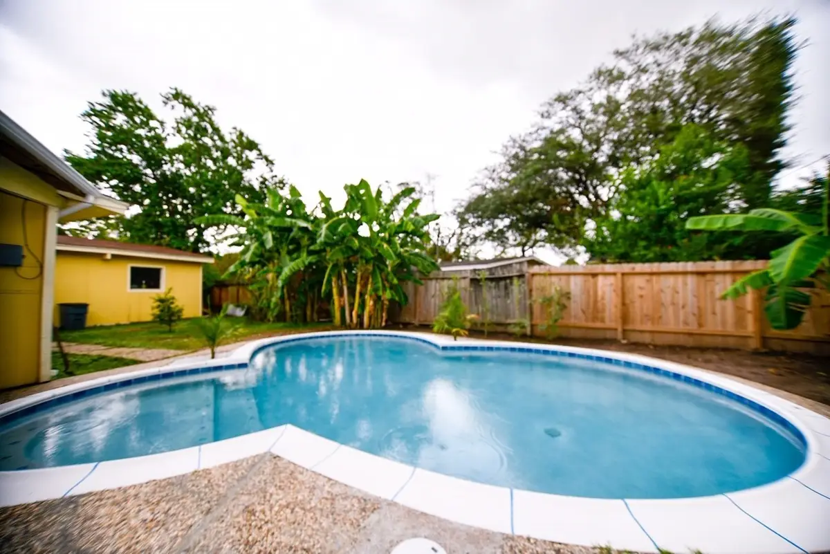 6609 Scribner Road, Houston, TX 77074 - Image #1