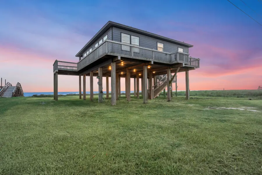 2416 Highway 87, Gilchrist, TX 77617 - #2