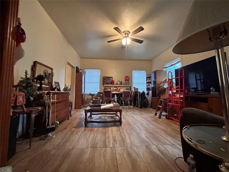 715 N Reid Street, Woodville, TX 75979 - Image #3