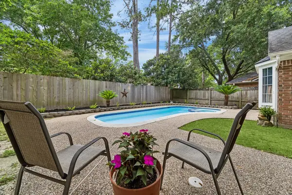 5427 Fern Park Drive, Kingwood, TX 77339