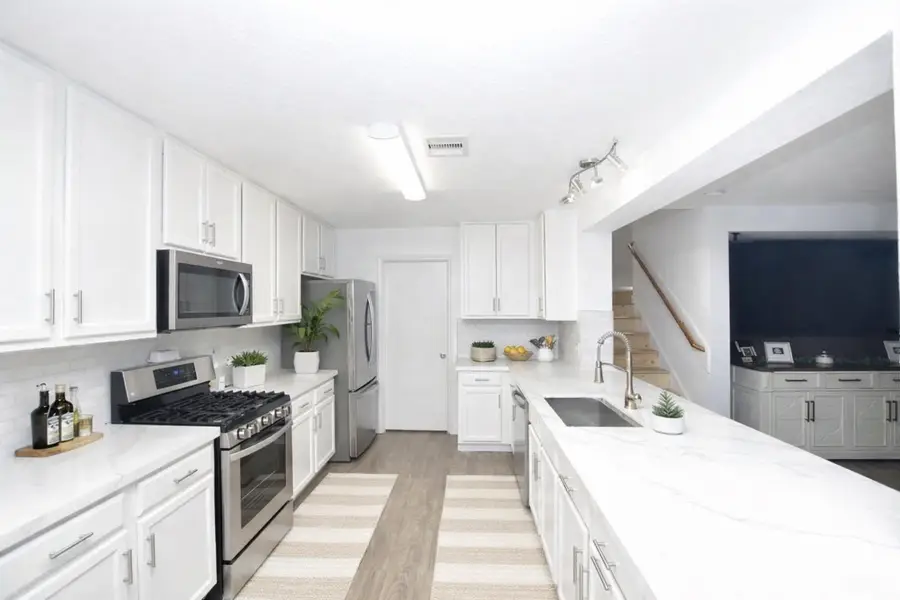 910 Staffordale Manor Lane, Houston, TX 77047 - #3