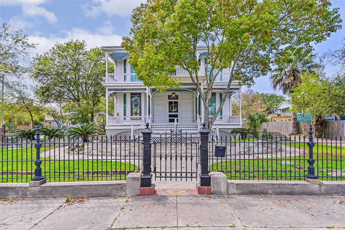 1021 35th Street Street, Galveston, TX 77550 - #1
