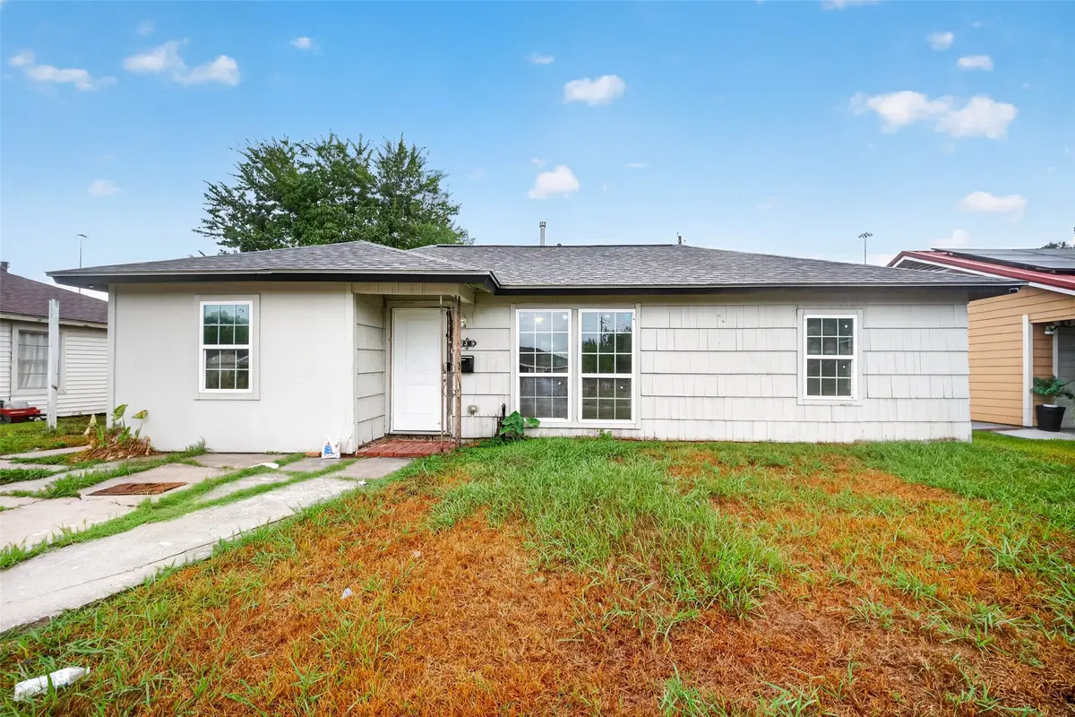 2329 Ingersol Avenue, Pasadena, TX 77506 - #1