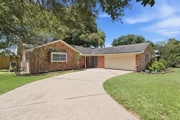 1416 Linwood Drive, Wharton, TX 77488