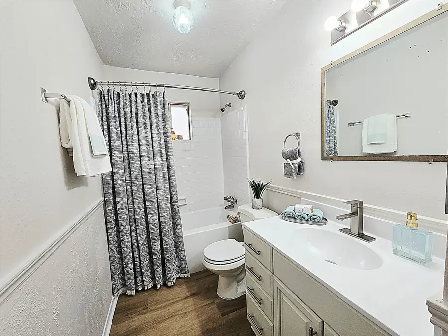 9802 Appleridge Drive, Houston, TX 77070 - Image #2