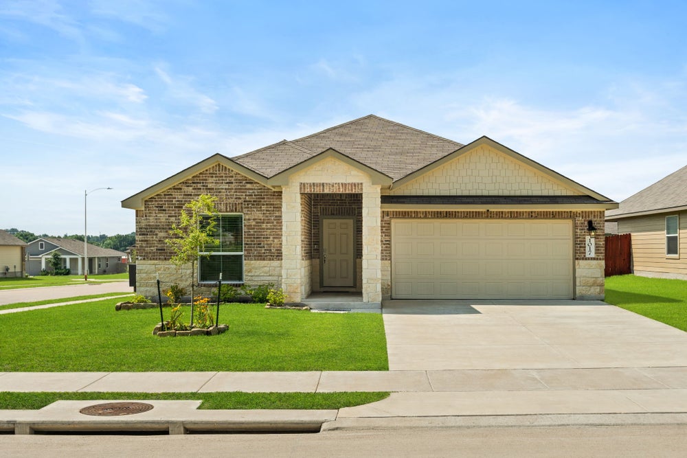 1017 Briscoe Street, Brenham, TX 77833 BHGRE