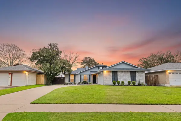 15715 Caprock Drive, Houston, TX 77598