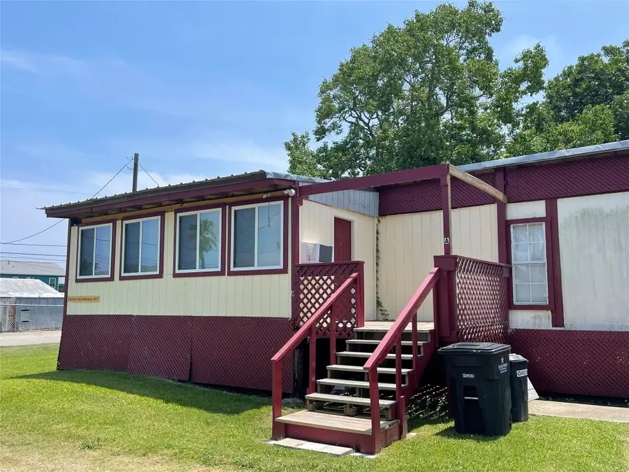 110 20th Street #A, San Leon, TX 77539 - Image #2