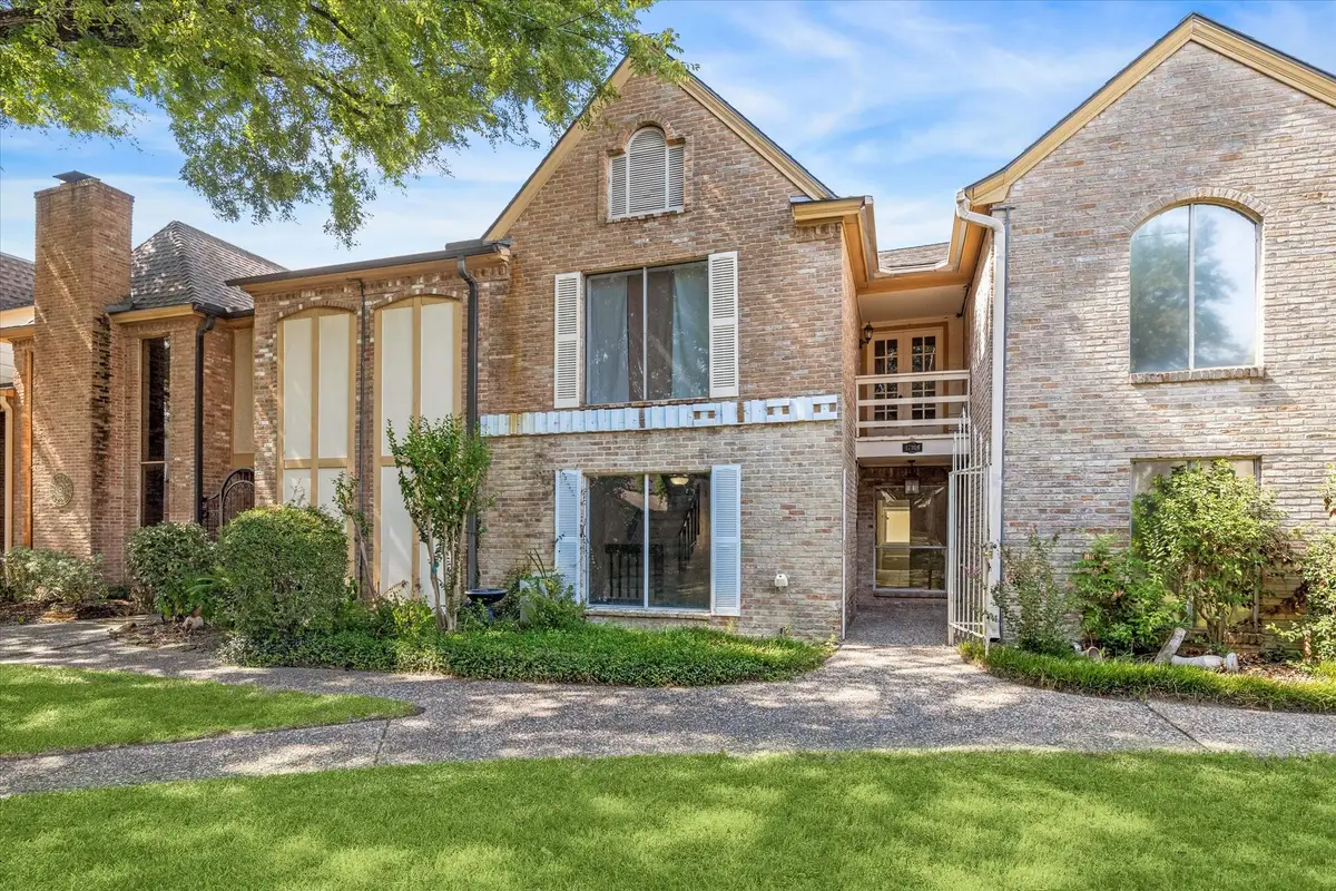 17164 Beaver Springs Drive N, Houston, TX 77090 - Image #1