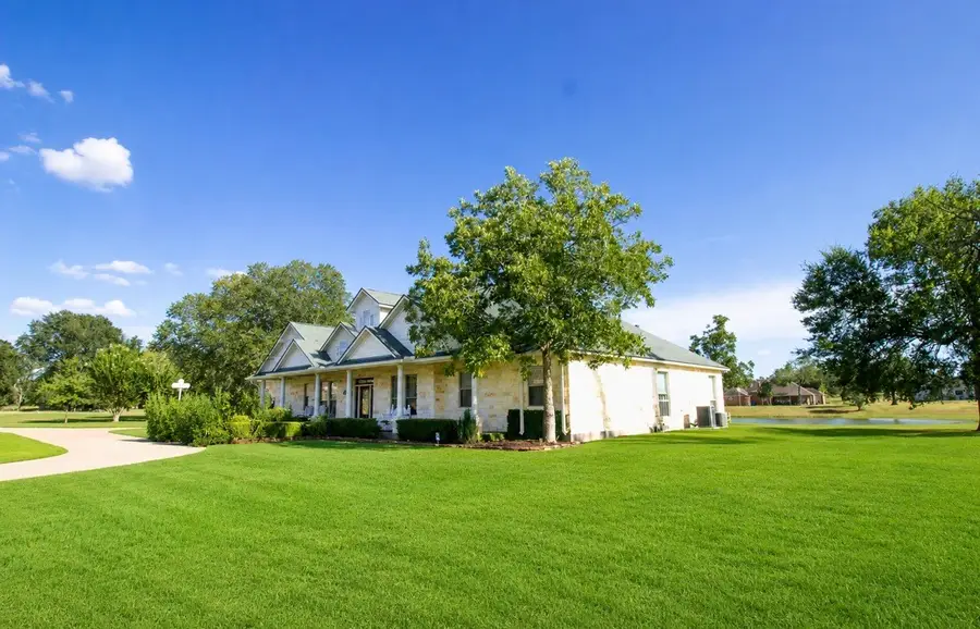 305 Brassie Drive, Hempstead, TX 77445 - #2