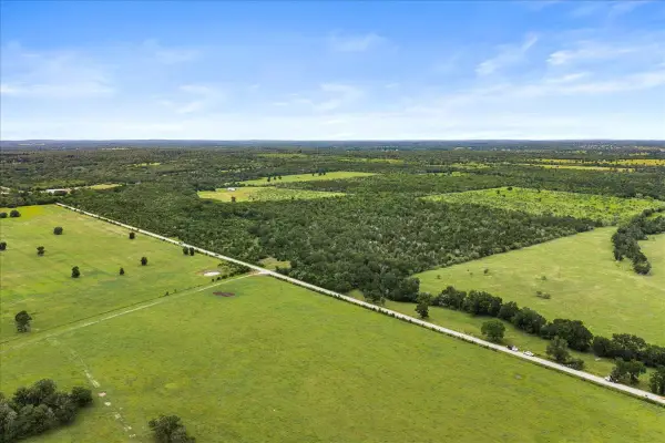 288 Charcoal Road, Waelder, TX 78959
