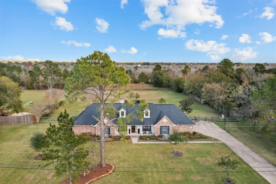 3435 Sky Ranch Dr, Alvin, TX 77511 - Image #2