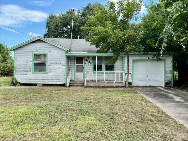 2305 Main Street, La Marque, TX 77568