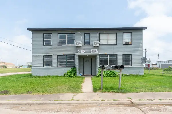 126 W 6th Street, Freeport, TX 77541