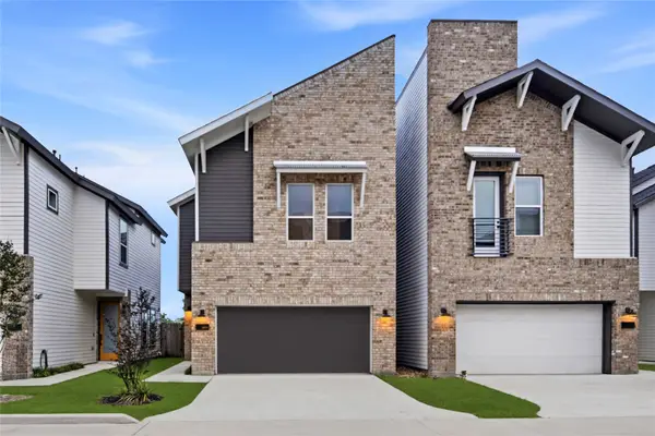5820 Francis Oak Place, Houston, TX 77091