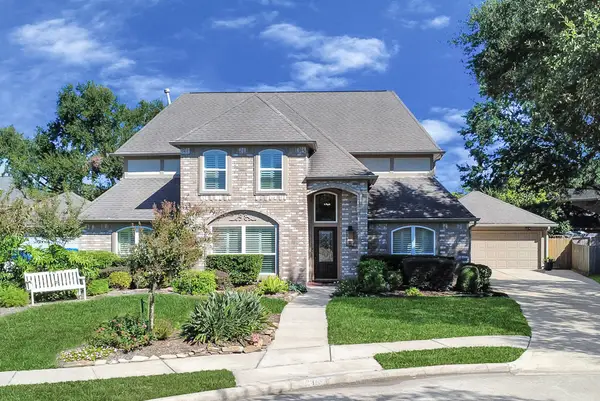 2313 Prestwick Drive, League City, TX 77573