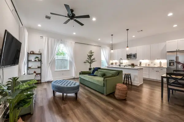 1228 Mcneil Street, Houston, TX 77009