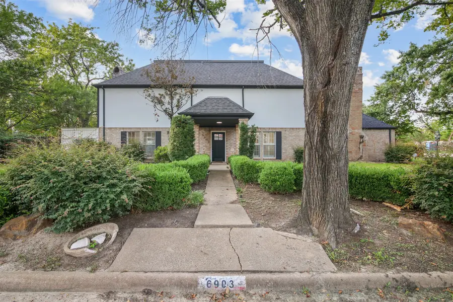 6903 Vinewood Circle, Houston, TX 77088 - Image #2