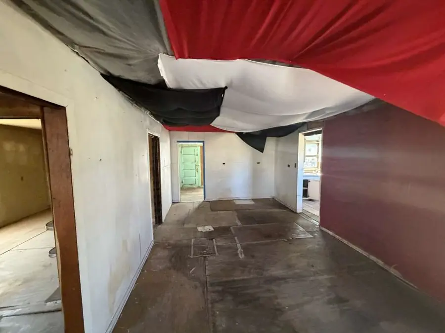 808 Bowen Street, Pleasanton, TX 78064 - #3