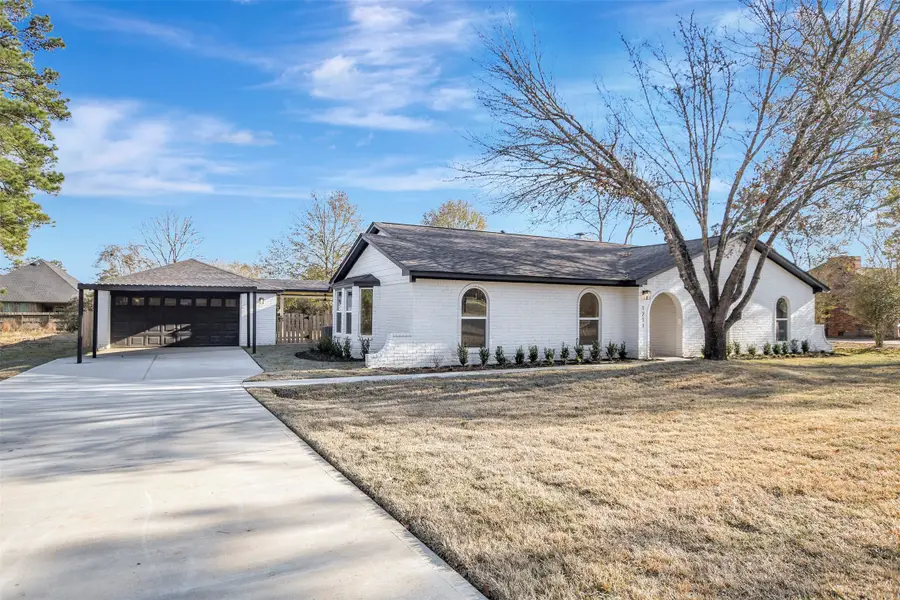 1211 Mere Drive, Pinehurst, TX 77362 - Image #2