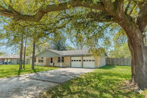 5516 Avenue M 1/2, Santa Fe, TX 77510