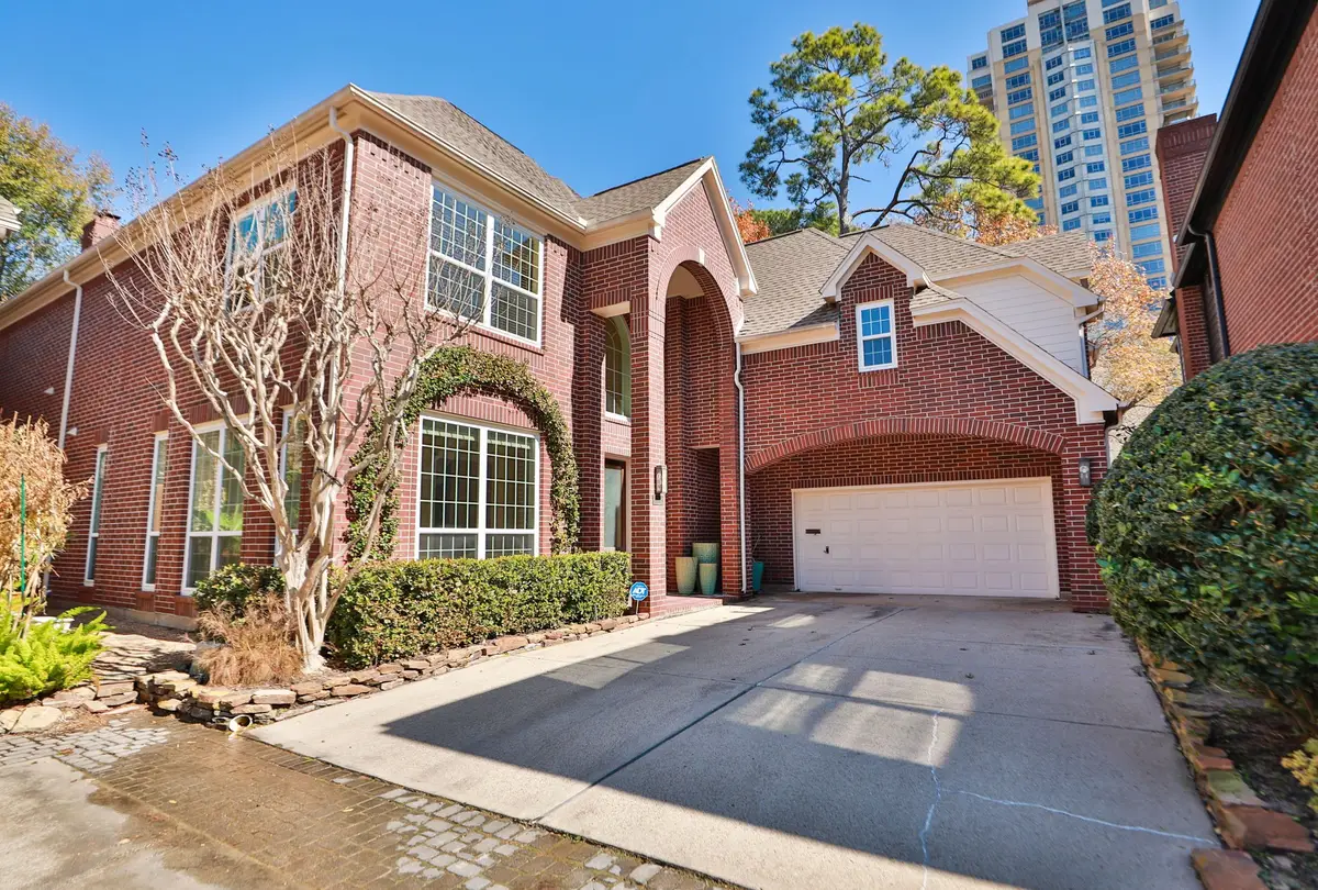 106 N Wynden Estates Court, Houston, TX 77056 - #1