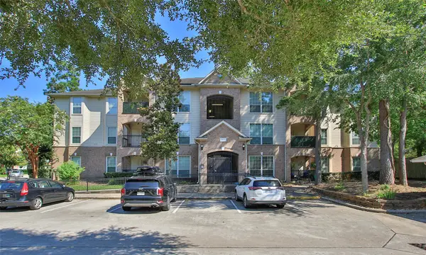 6607 Lake Woodlands Drive #223, The Woodlands, TX 77382