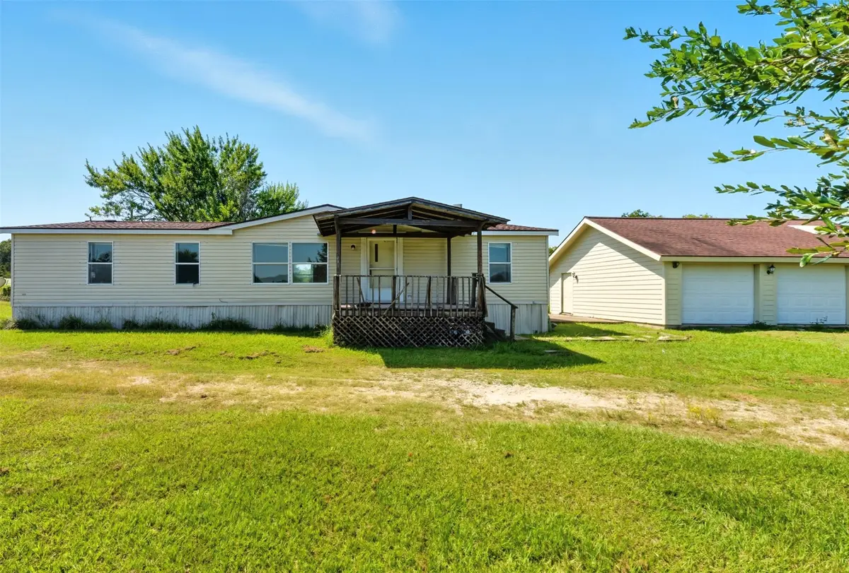 128 Hill Top Lane, Huntsville, TX 77320 - Image #1