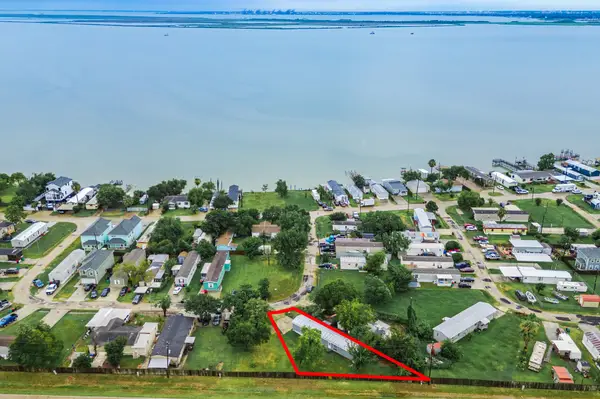 118 Canvasback N, Baytown, TX 77523