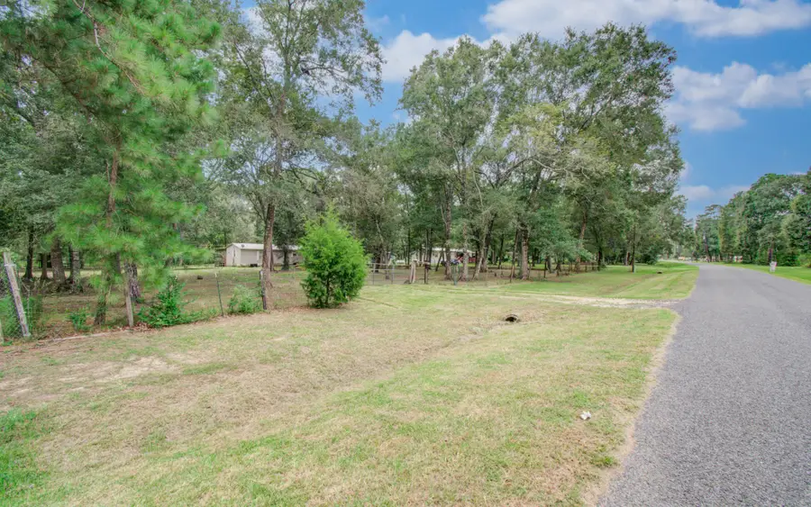 447 County Road 410, Dayton, TX 77535 - #2