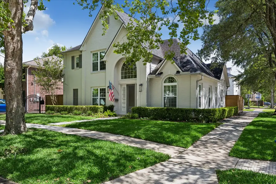 4131 Sunset Boulevard, West University Place, TX 77005 - #3