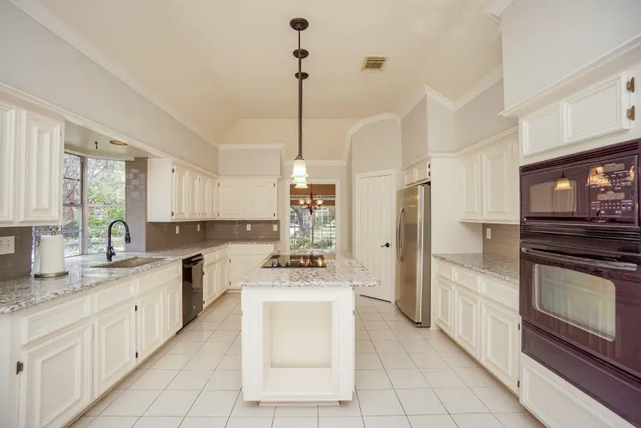 4923 Canterbury Lane, Sugar Land, TX 77479 - #3