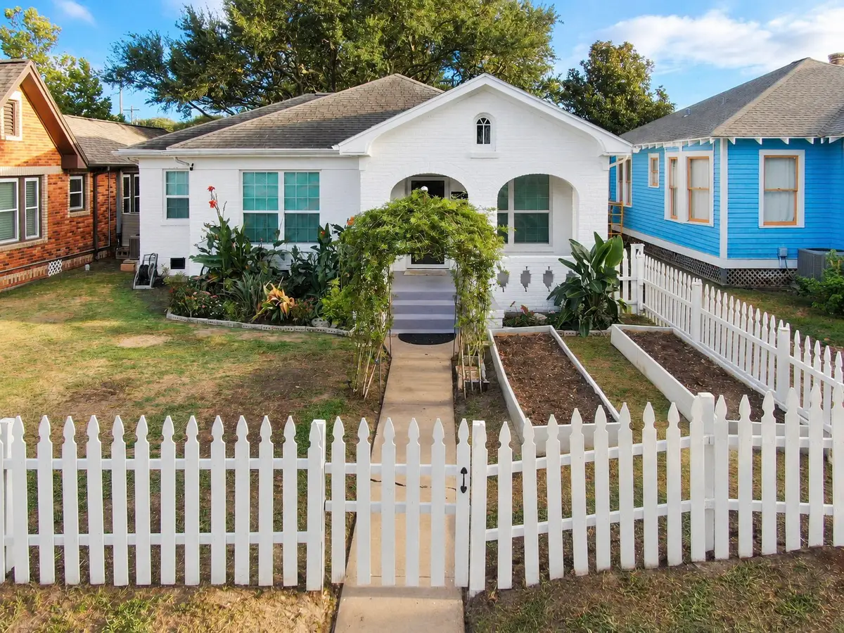 4705 Woodrow Avenue, Galveston, TX 77551 - #1