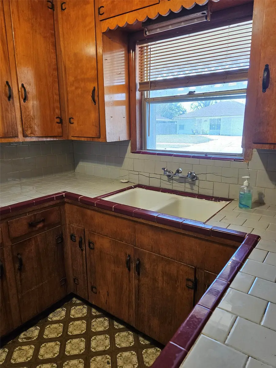 943 Coleman Avenue, Pasadena, TX 77506 - Image #3