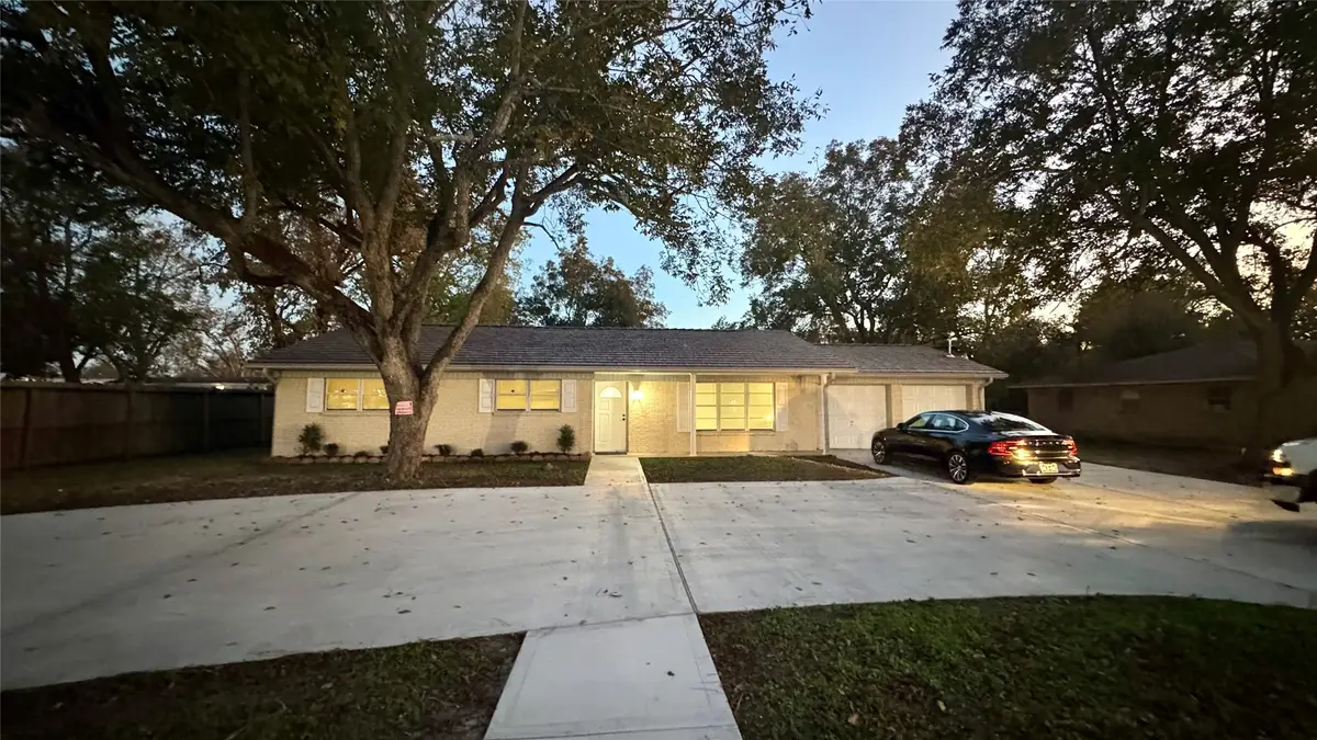 202 Massey Tompkins Road, Baytown, TX 77521 - Image #1