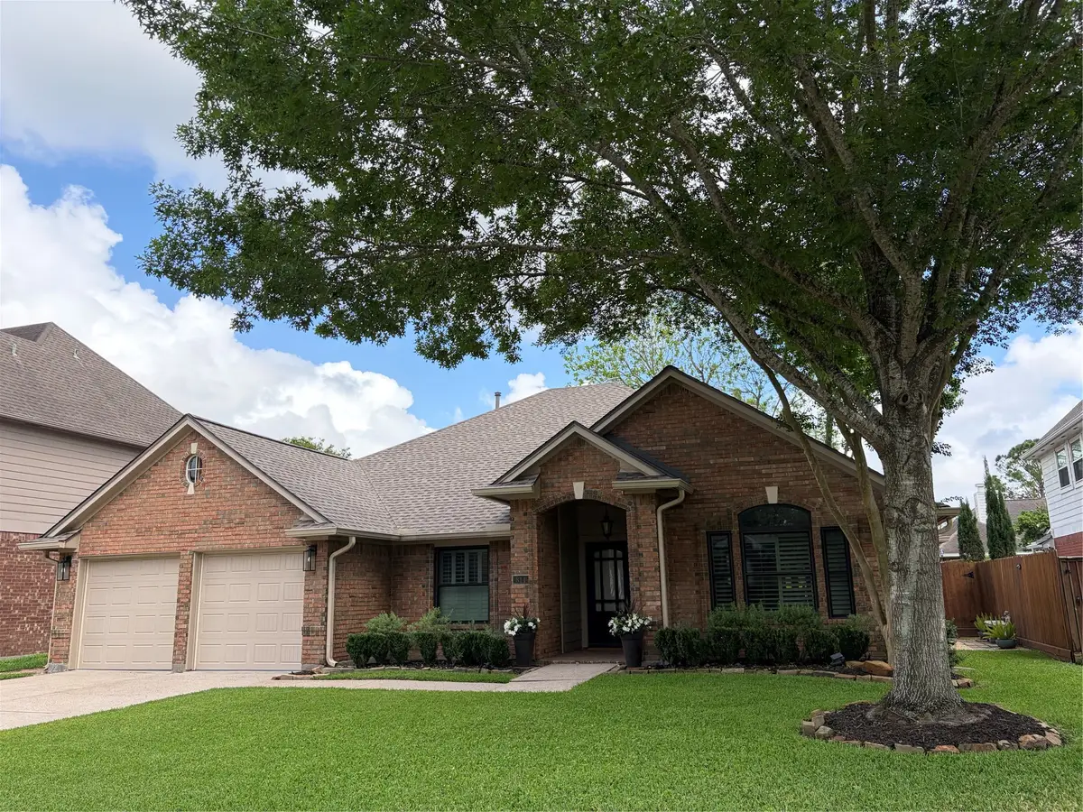 814 Maplewood Falls Court, Houston, TX 77062 - #1
