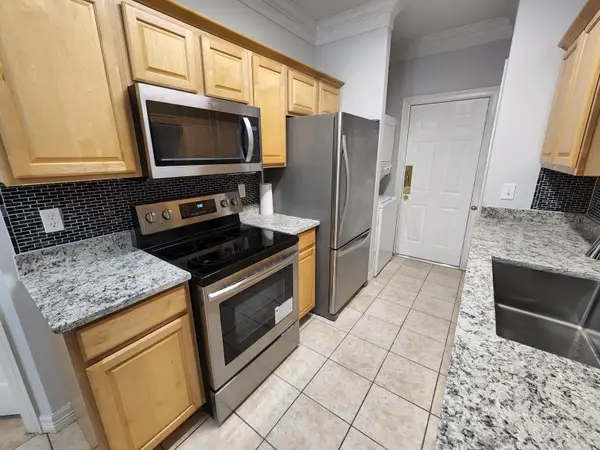 11045 Landswalk Drive #113, Houston, TX 77099
